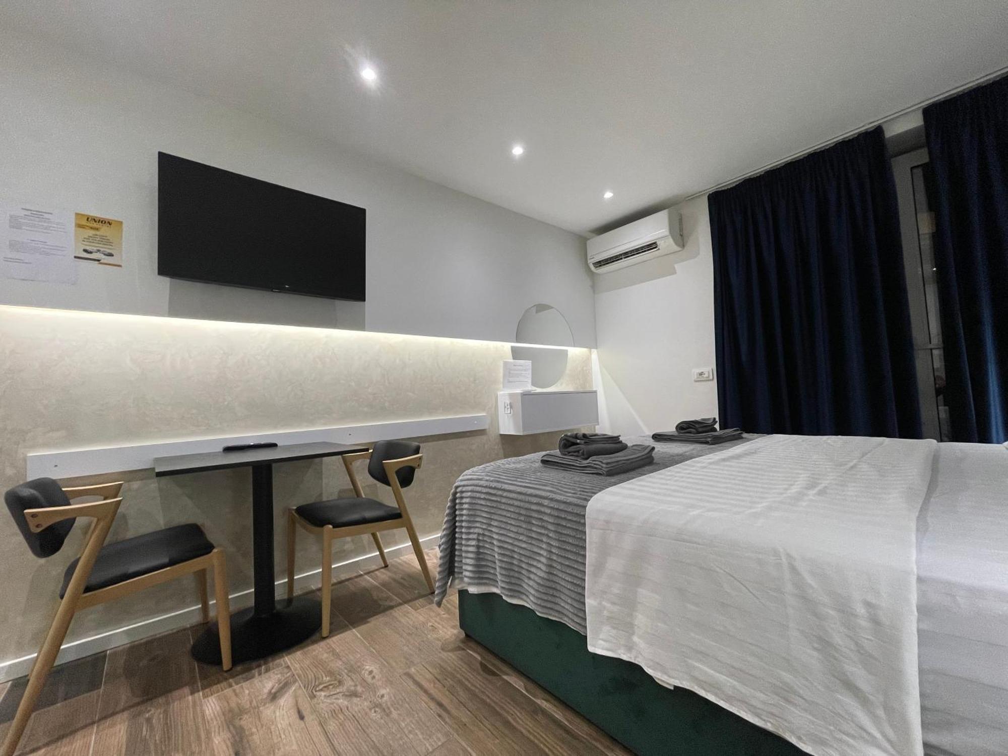 Le Petite Apartment *